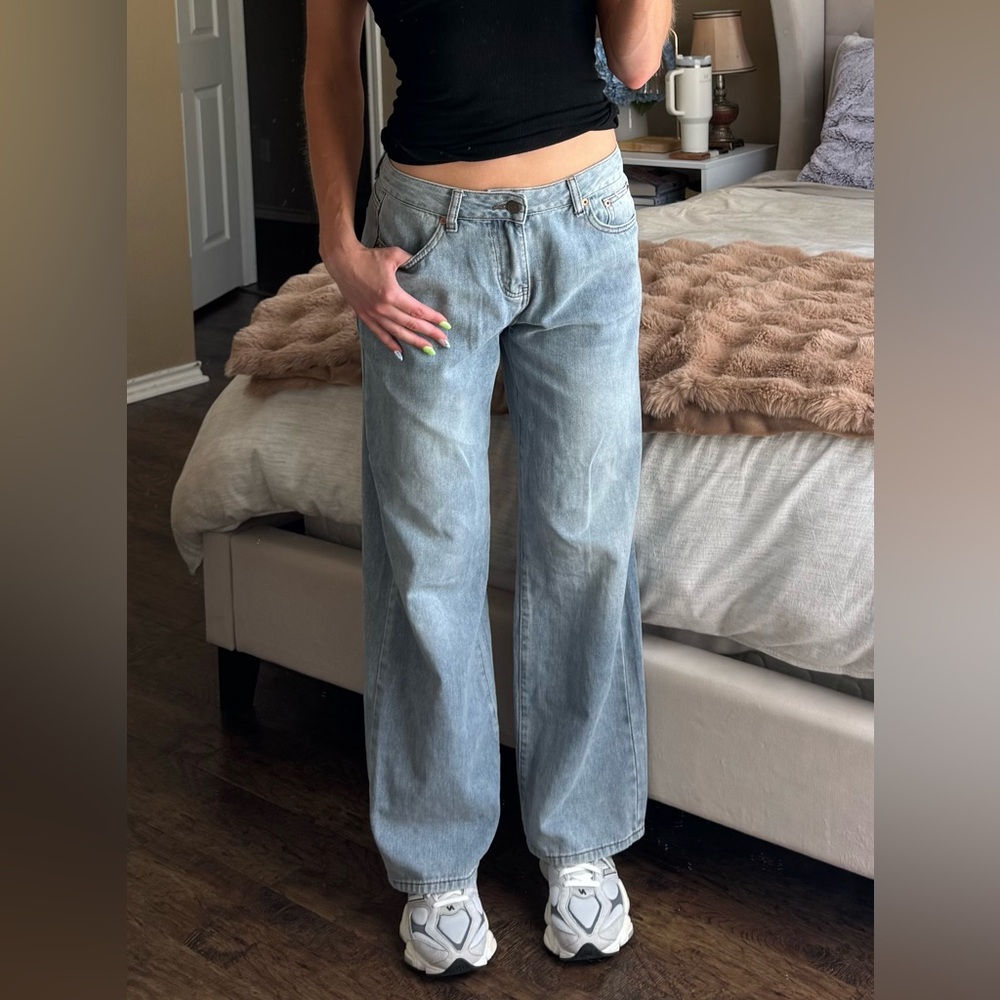 Women's Light Blue Jeans